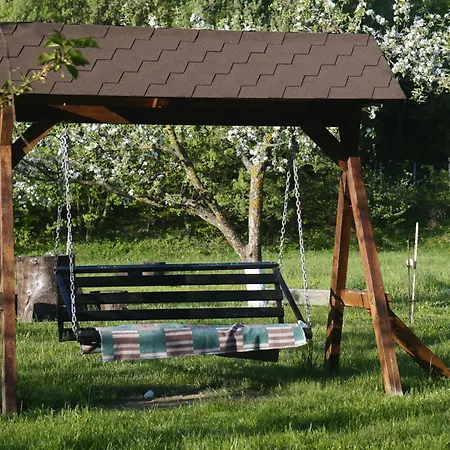 בית חווה Casa Dintre Pini *